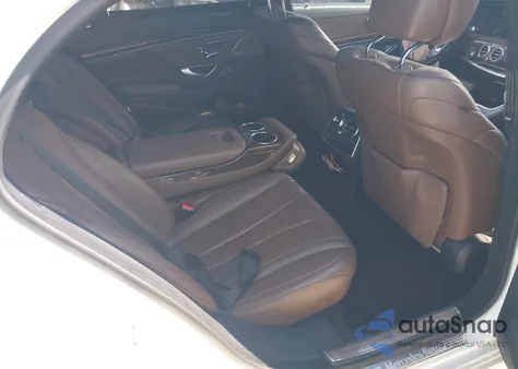 2016 Mercedes-Benz S 550 4Matic z USA, uszkodzony, nr VIN WDDUG8FBXGA210765